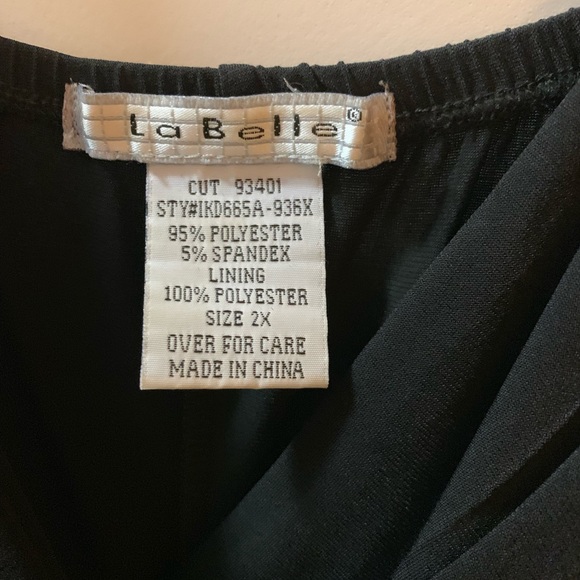 Black dress - Picture 1 of 5